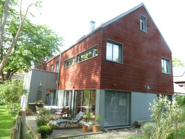 01-01-Seitenansicht v. Garten