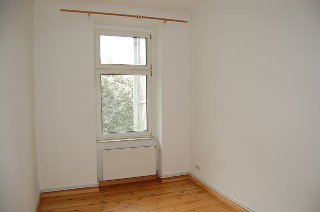 1501-03- Zimmer Hofseite